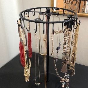 Necklace display rack